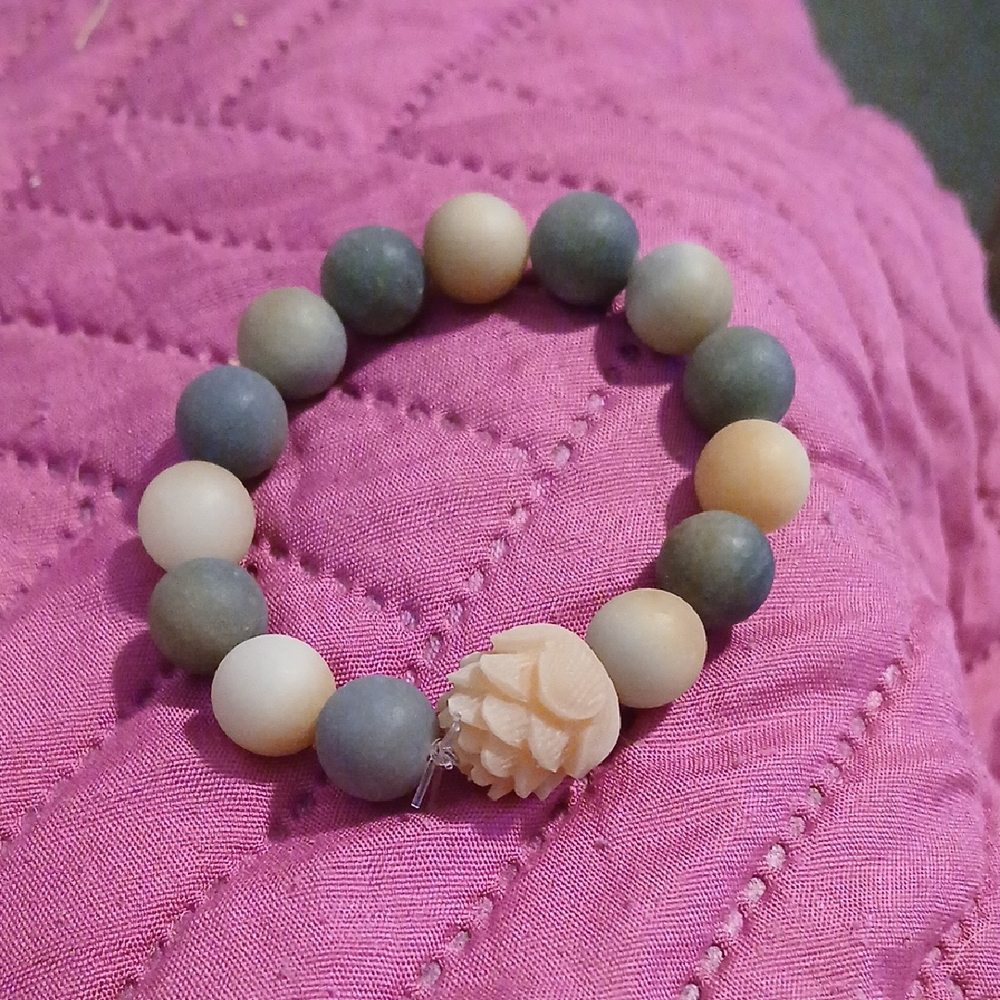 Handmade Bodhi Beaded Bracelet with Floral Accent